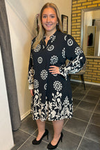 Pernille Klänning Dam Black Marta du Chateau