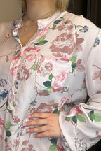 Ronja V-Neck Blouse Women Pink Baby Marta du Chateau