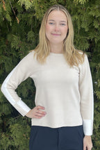 Beryl Rundhalsad Pullover Dam Sand OffWhite Micha