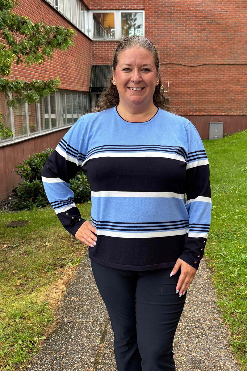 Reese Pullover Women's Blue Navy Micha