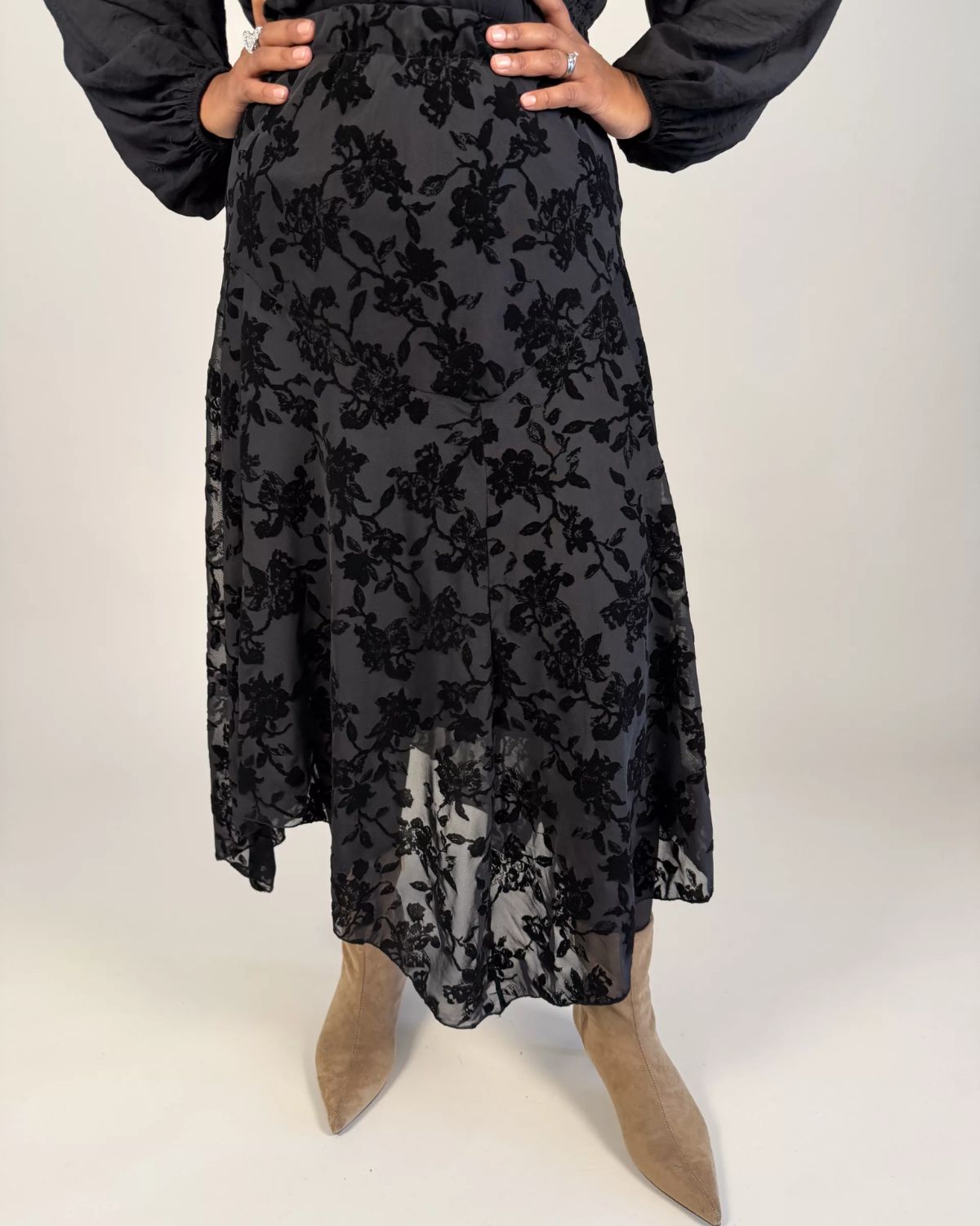 Mischa asymmetrisk Kjol Dam Svart | Smilebutiken - Camicia