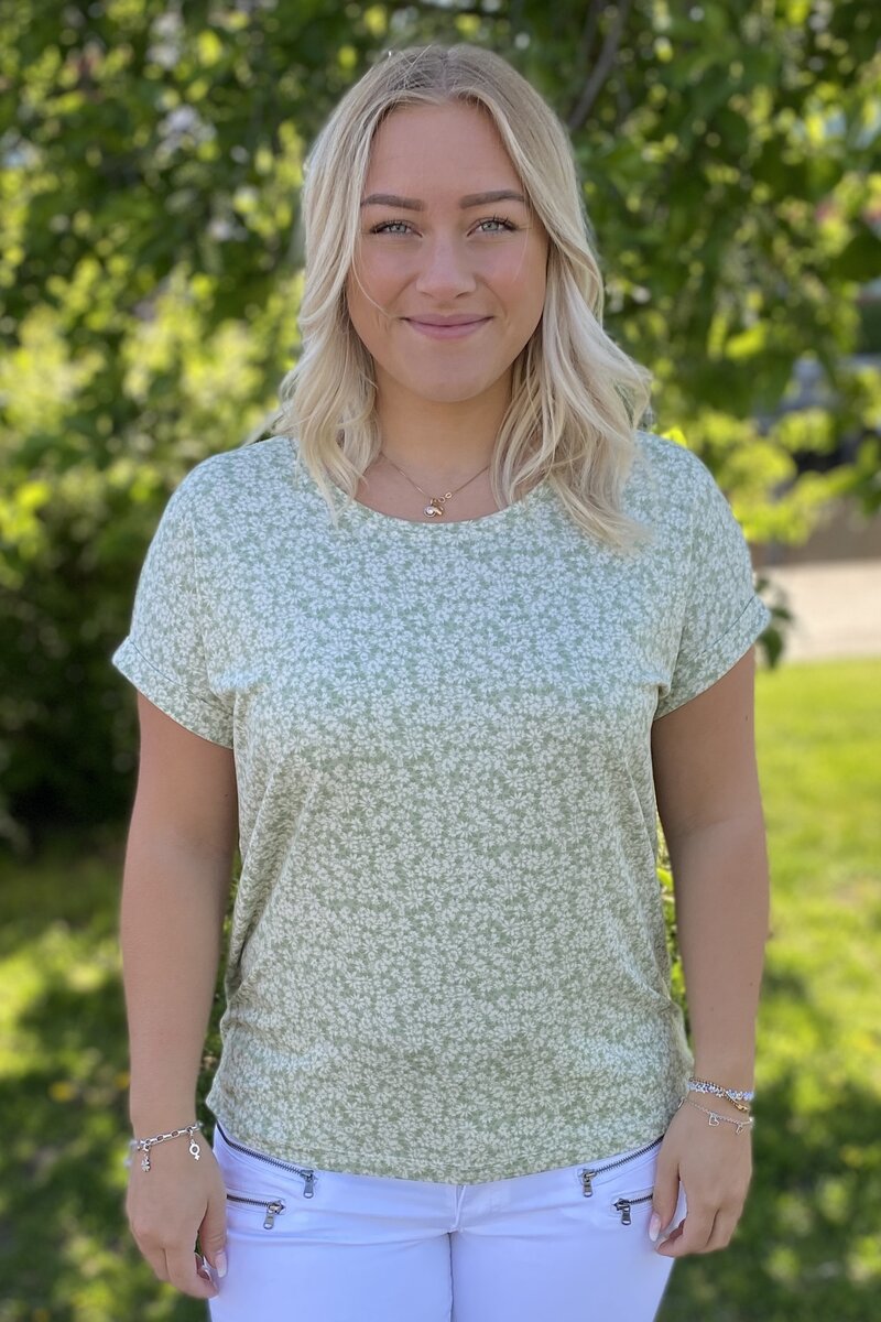 Aunt T-shirt Women's Green With Flowers - ONLY