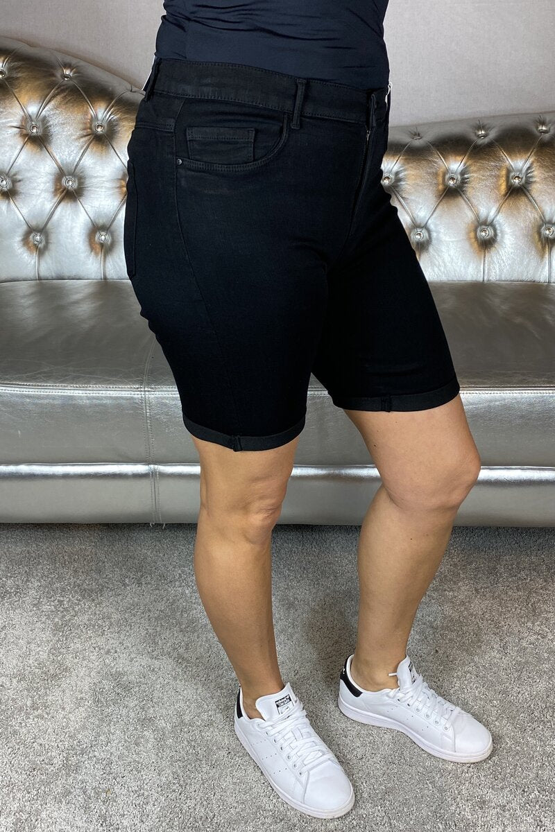 Rain Life shorts Ladies Black - ONLY