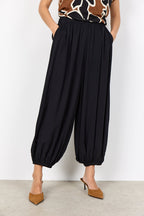 Radia 239 Ankle Trousers Women Black | Smilebutiken - Soyaconcept