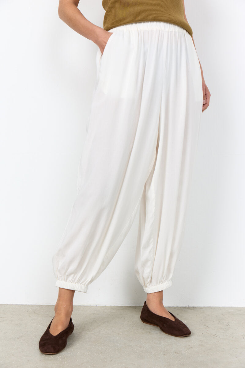 Radia 239 Ankle Pants Women Offwhite | Smilebutiken - Soyaconcept