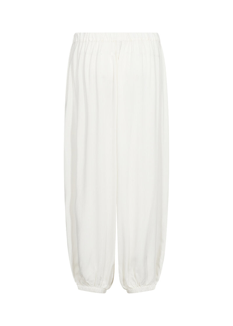 Radia 239 Ankle Pants Women Offwhite | Smilebutiken - Soyaconcept