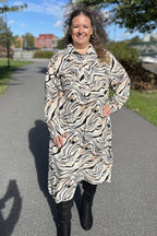 Mila Klänning Dam Beige SEN