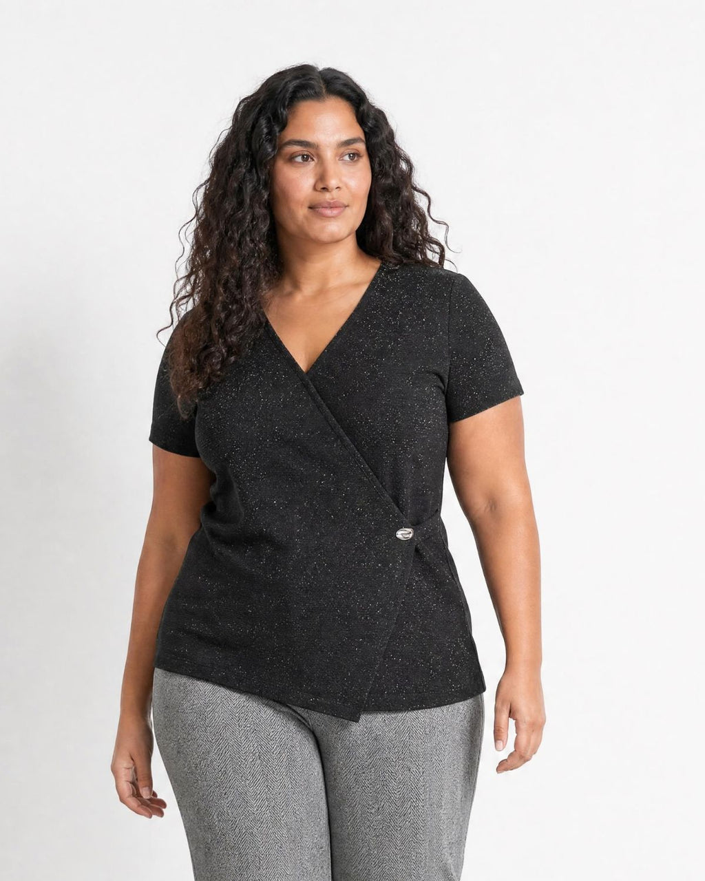 Sanja 8 Omlottblus med glitter Svart Black Combi | Smilebutiken - Wasabiconcept