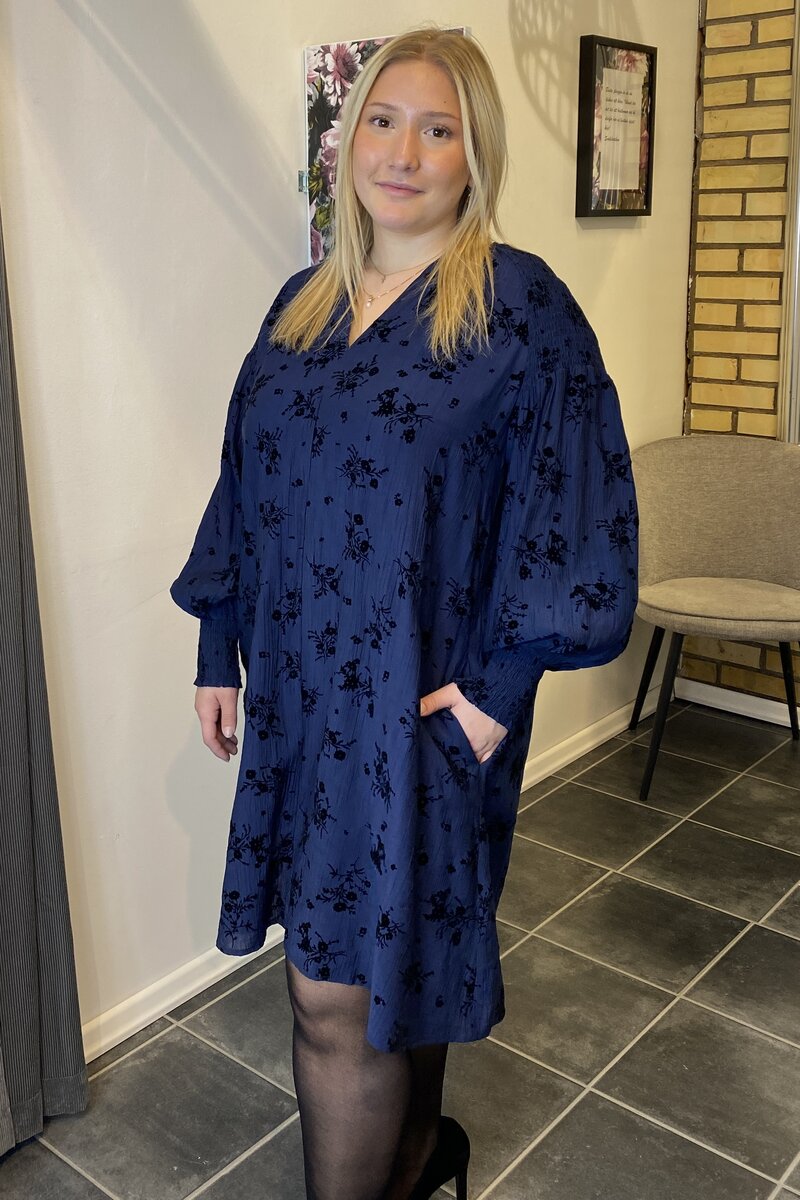 Ebba Klänning Dam Dark Navy Soulmate