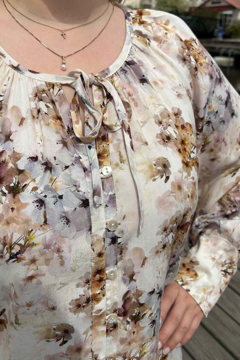 Rome 1 Blus Dam Off White Soulmate