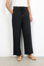 Banu 33 Women's Trousers Black Soyaconcept