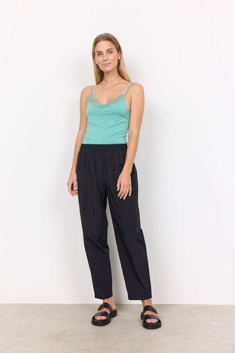 Netti 74 Ankle Pants Women Black Soyaconcept