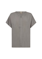 Radia 9 V-ringad Blus Dam Misty Soyaconcept