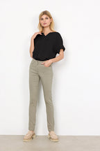Radia 9 V-ringad Blus Dam Black Soyaconcept