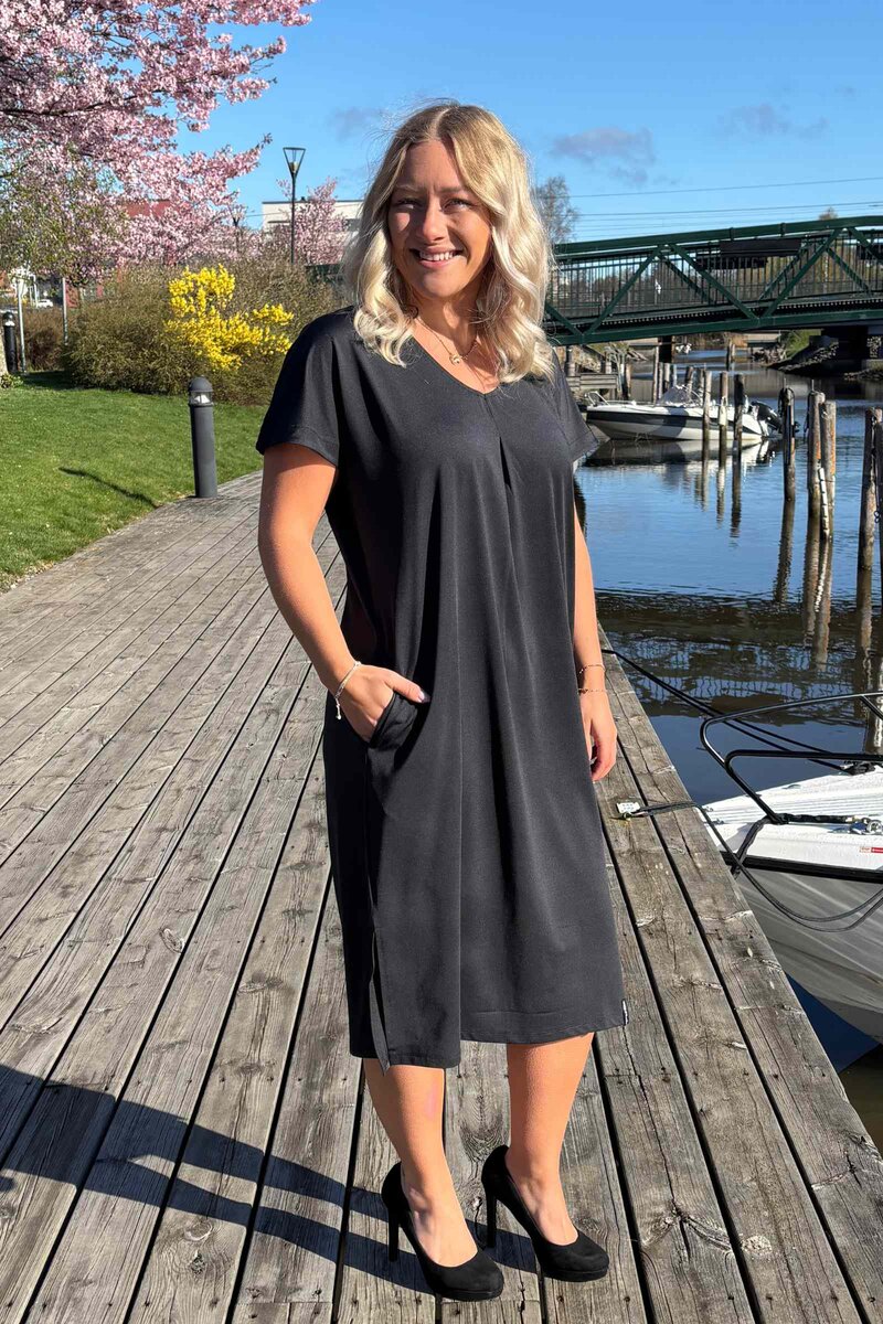 Carina Dress Ladies Black Way of Sweden