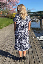 Carina Dress Women Flow Dark Navy Way of Sweden