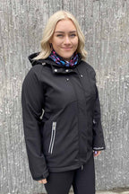 Ebba Softshelljacka Dam Svart - Way of Sweden