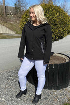 Ebba Softshelljacka Dam Svart - Way of Sweden