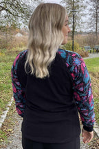 Flisa Fleece Jacket Women Patterned Sleeves Way of Sweden