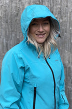 Way Of Sweden Kerstin Shell Jacket Women Arctic Blue - Way of Sweden