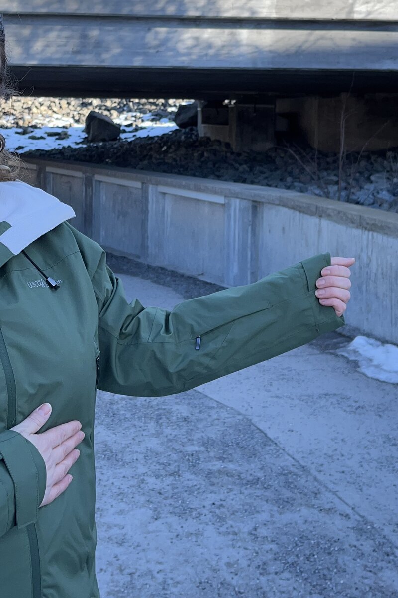 Kerstin Shell Jacket Women Green Way of Sweden