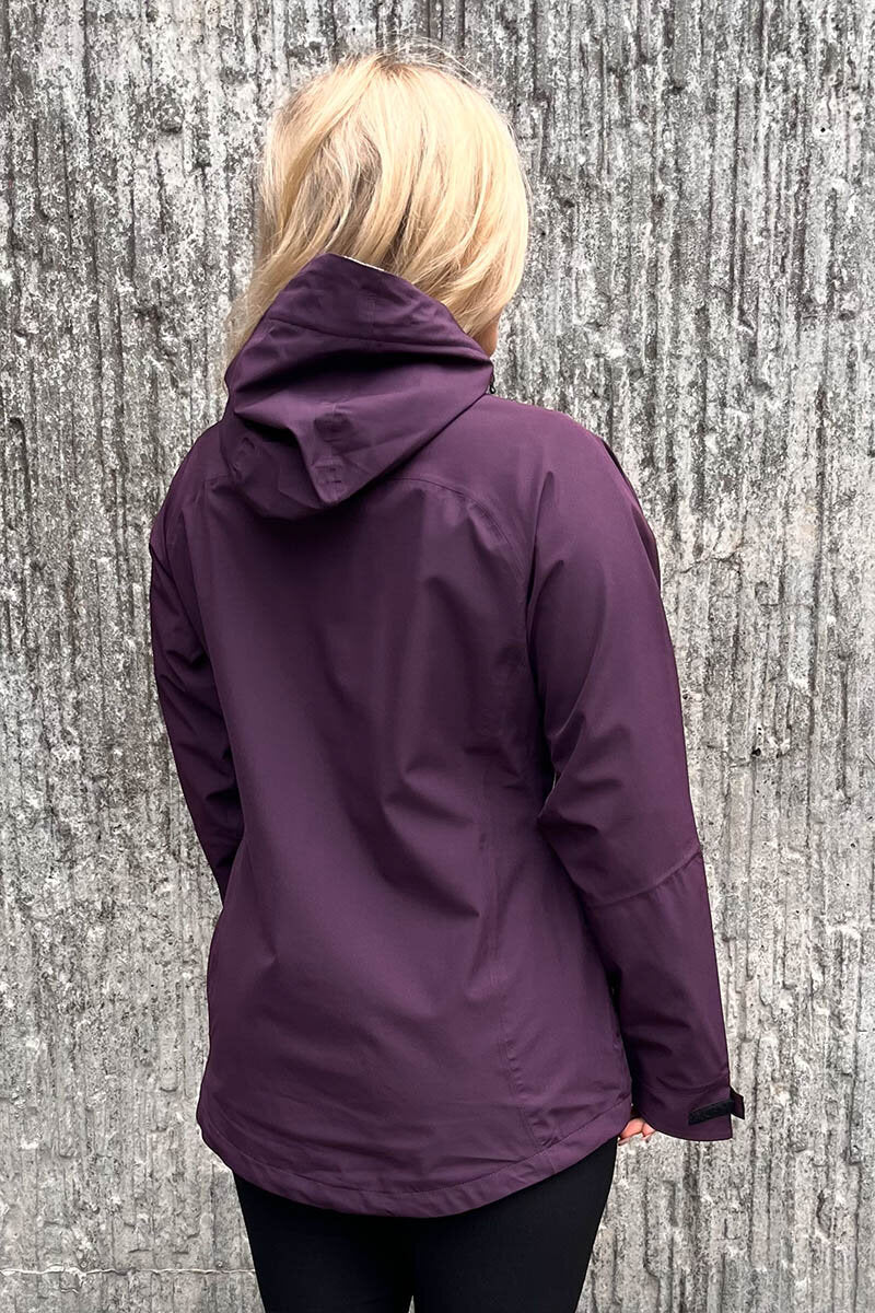 Kerstin Shell Jacket Women Winered Way of Sweden