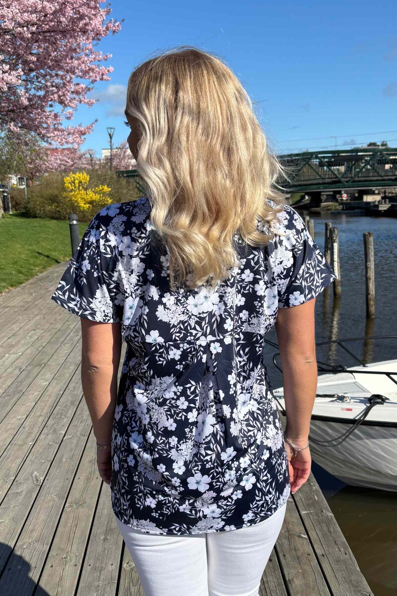 Lovisa Topp Women's Flow Dark Navy Way of Sweden