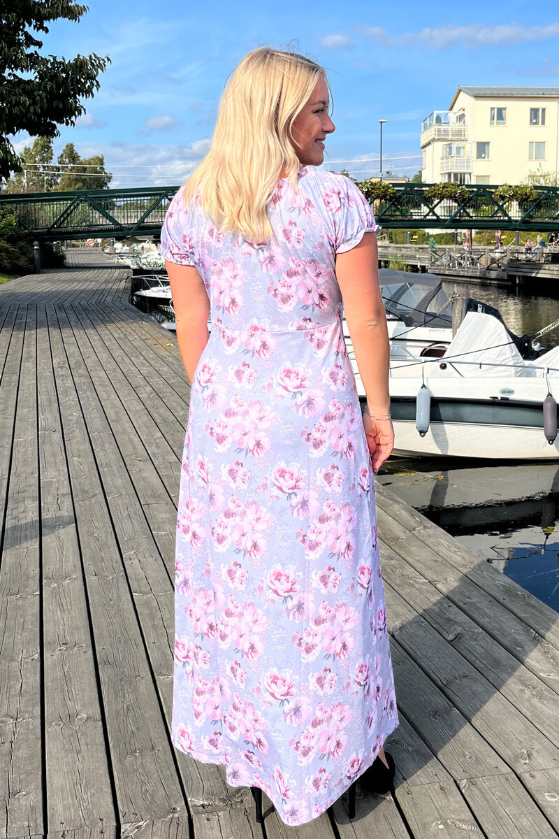 Maxi Dress Women Peony Light Grey Way of Sweden