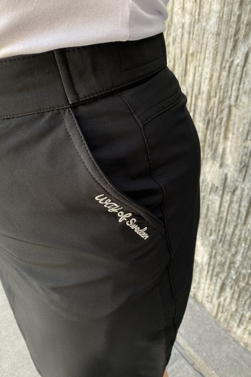 Monika Regular Skort Svart Dam - Way of Sweden