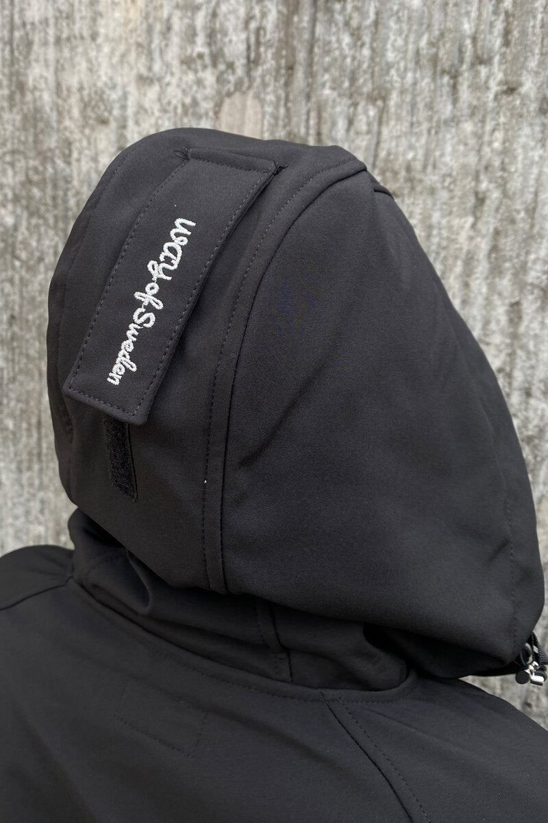 Supreme Softshellkappa Dam Svart - Way of Sweden