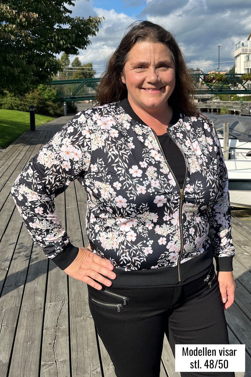 Ulrika Jacka Dam Flow Black Way of Sweden