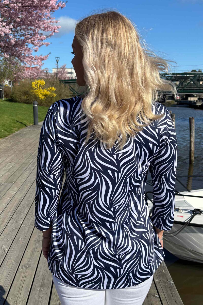 Veronica Topp Lady Fantasy Dark Navy Way of Sweden