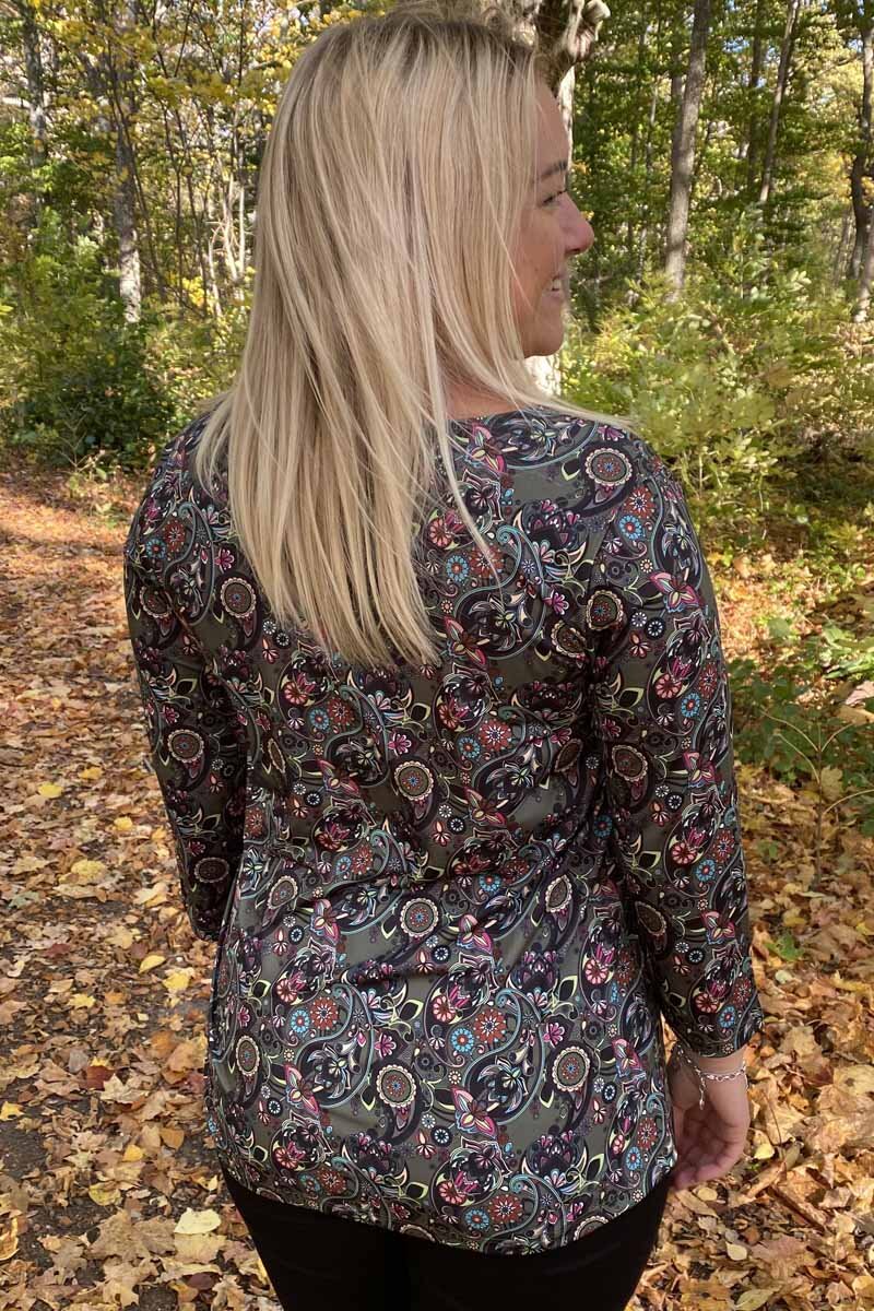 Veronica Top Ladies Paisley Print Way of Sweden