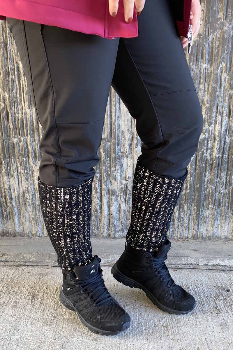 Aurora Leg Warmers Reflective Black WAY OF SWEDEN