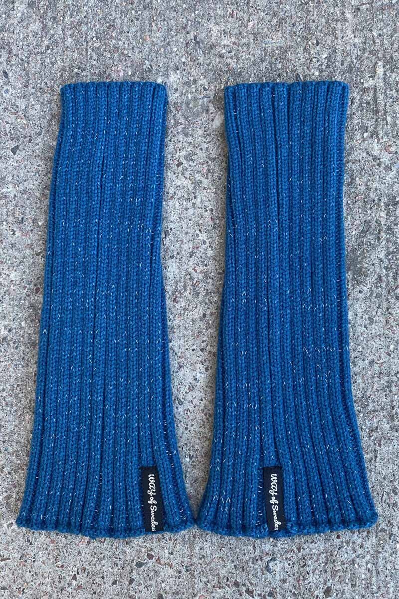 Aurora Leg Warmers Reflective Petroleum WAY OF SWEDEN