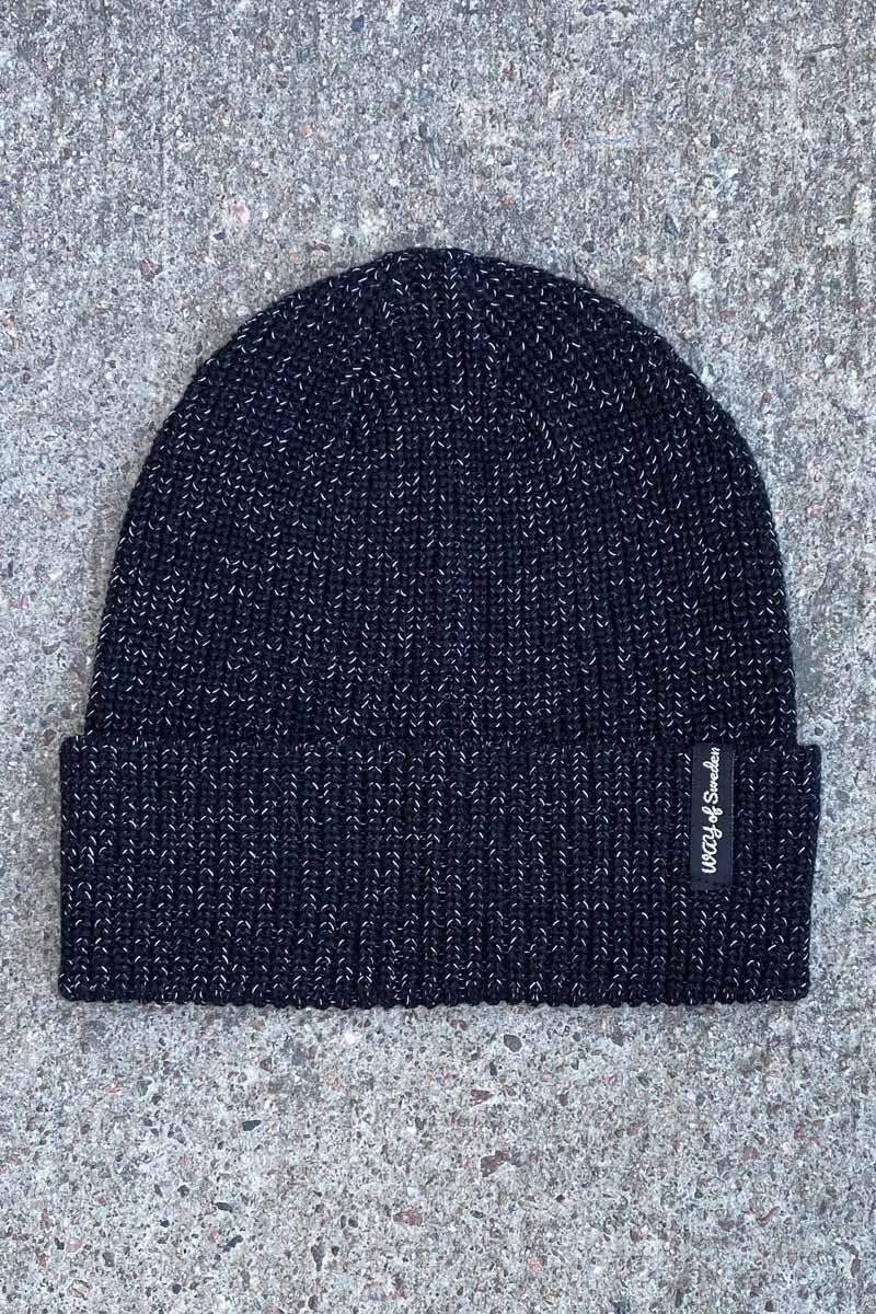 Aurora Reflective Hat Black - Way of Sweden