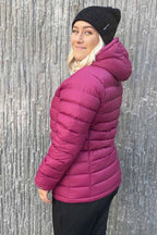 Bianca Lättviktsjacka Dam Hallonröd - Way of Sweden