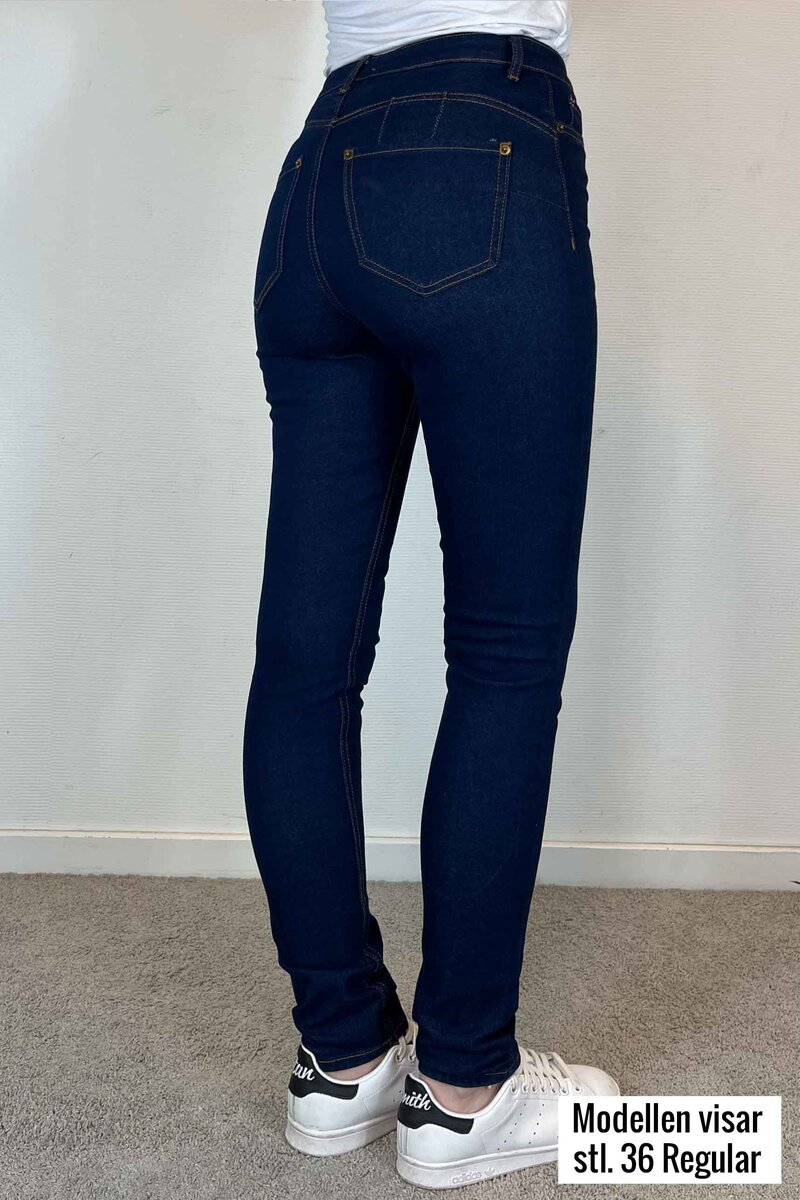 Daphne Push Up Jeans Women's Dark Denim Way of Sweden