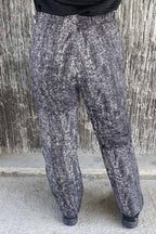 Ellen Trousers Women Reflective Print - Way of Sweden