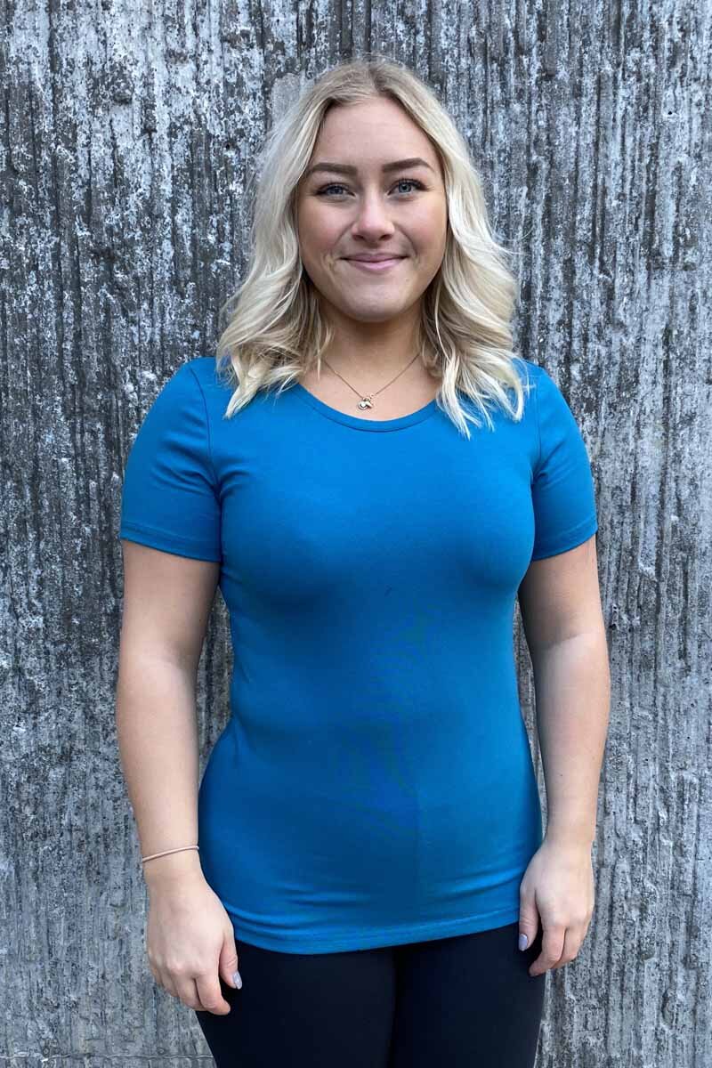 Emma Short-Sleeved T-Shirt Women Petroleum - Way of Sweden