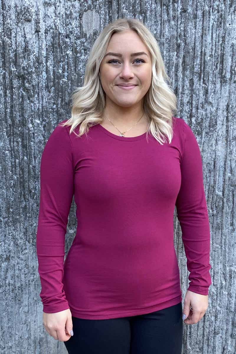 Emma Long-Sleeved T-Shirt Women Raspberry - Way of Sweden