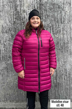 Eva Lightweight Parka Women Raspberry - Way of Sweden