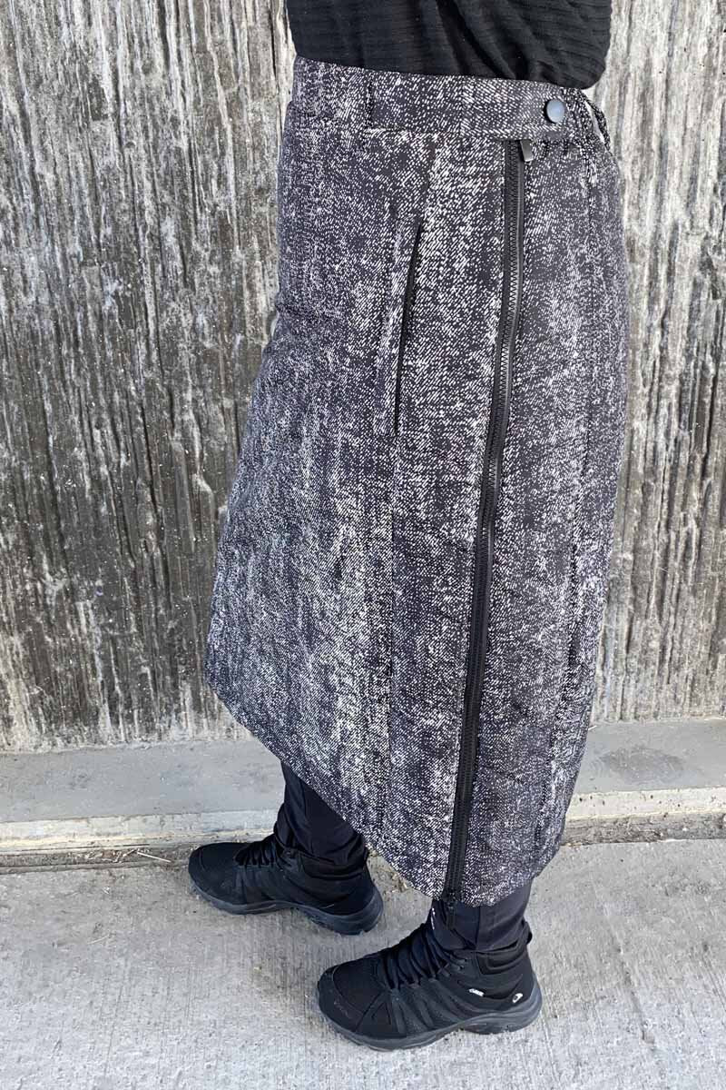 Vera Quilted Skirt Women Reflective Print - Way of Sweden
