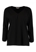 Clara Sweater Women Black Zabaione