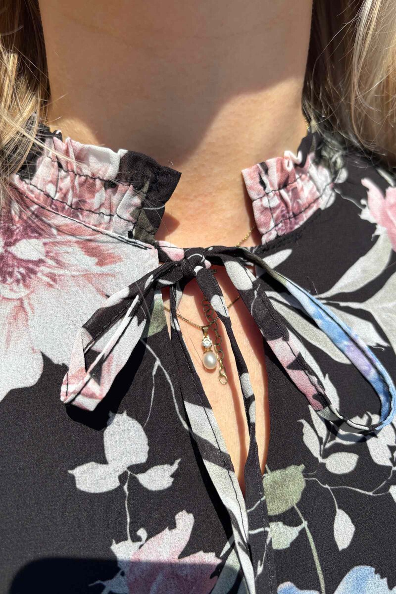Eve Blus Dam Black Zabaione