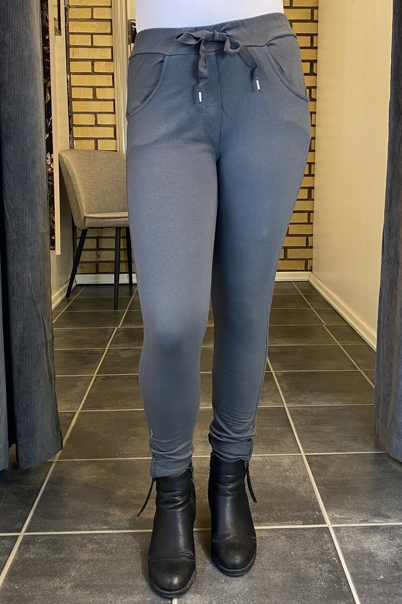 Hannah Ankle Trousers Women Grey Zabaione