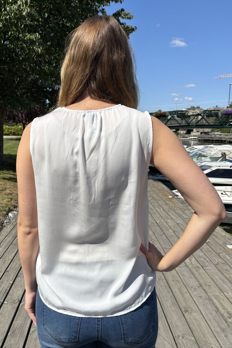 Jules Short Sleeve Top Women White Zabaione