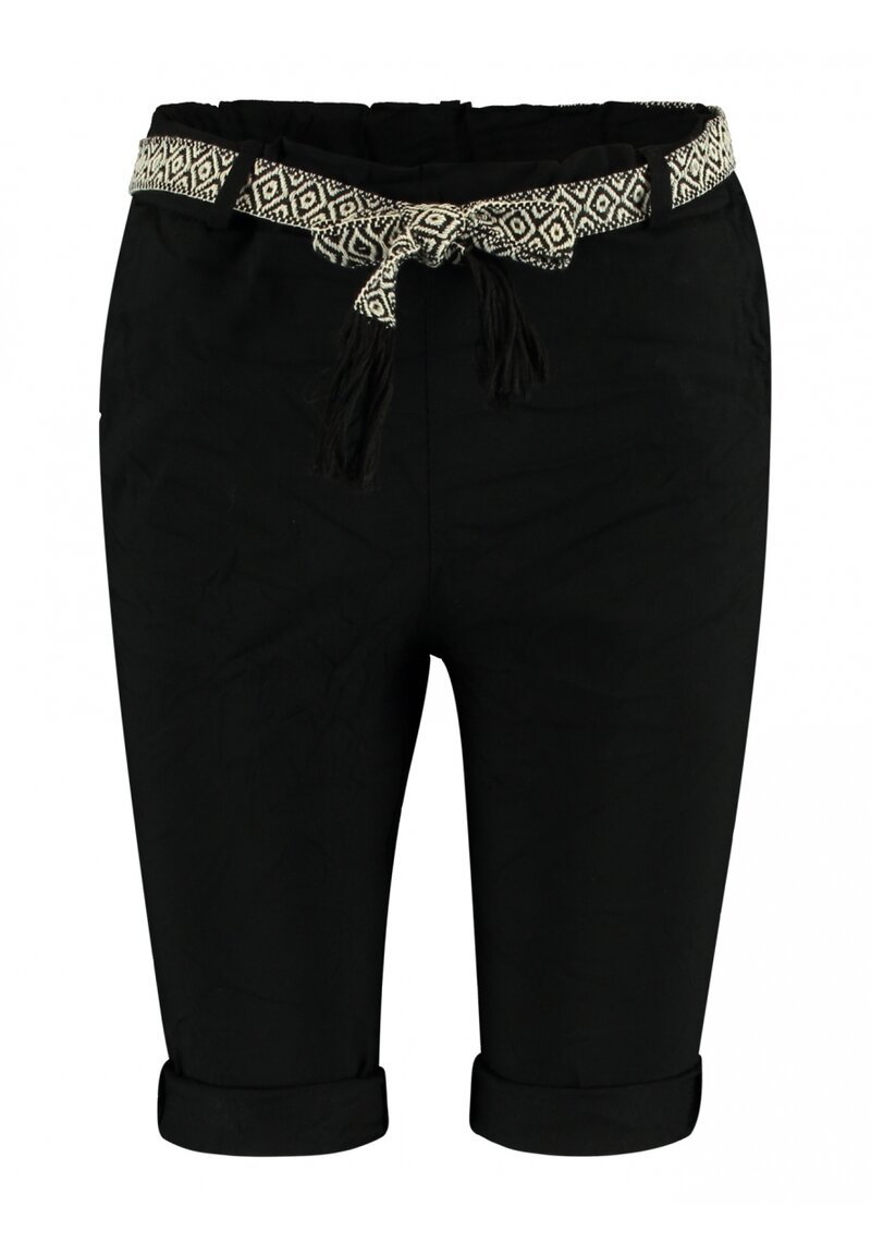 Kaira Stretch Shorts Women Black Zabaione