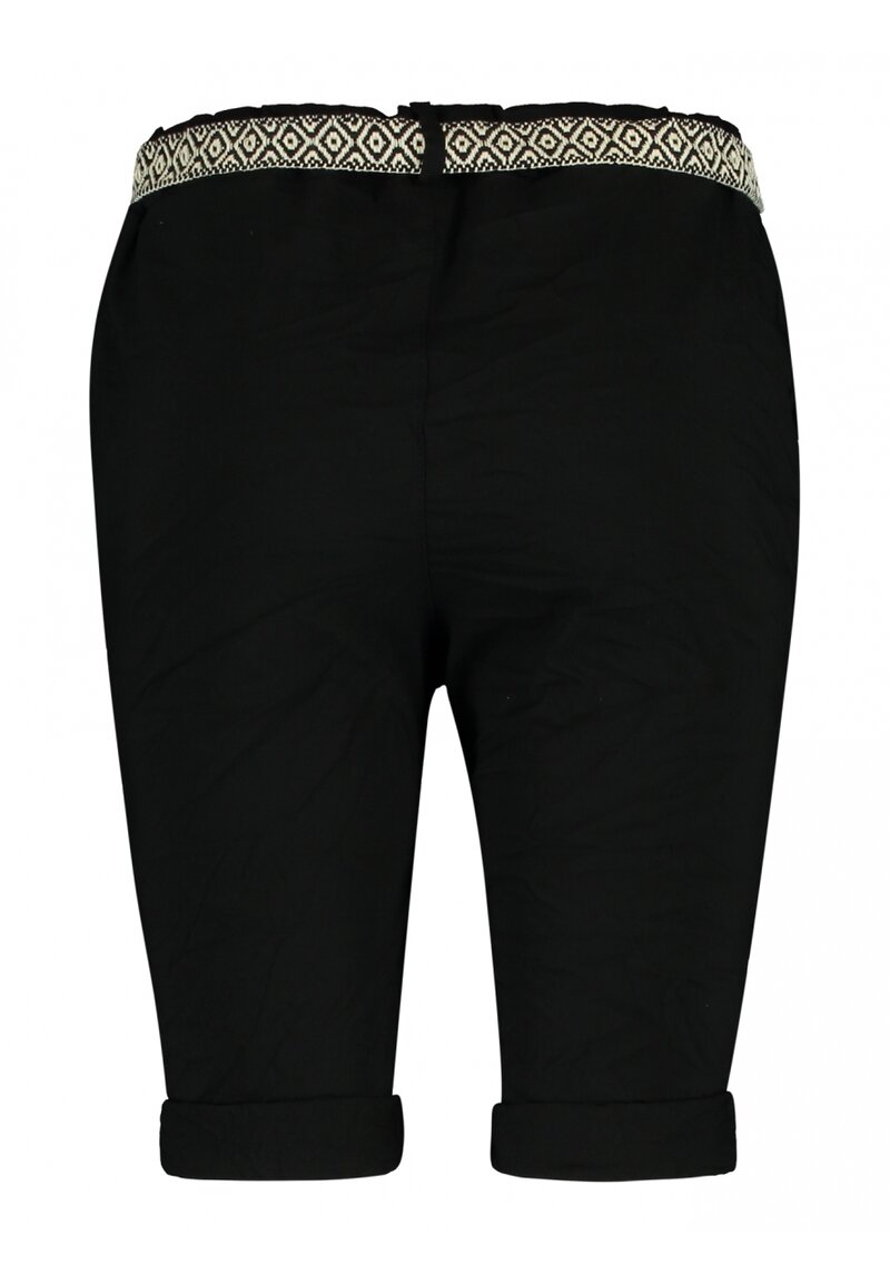 Kaira Stretch Shorts Women Black Zabaione