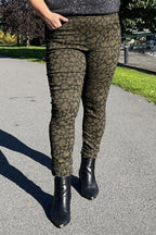 Lara 44 Ankelbyxa Dam Khaki Zabaione
